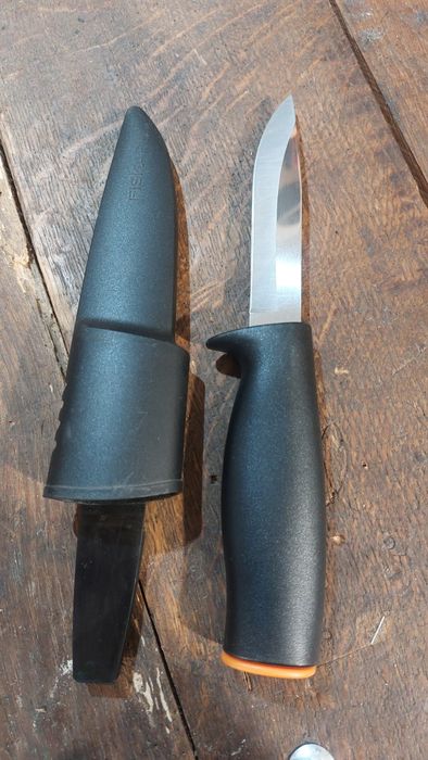 Cutit Fiskars K40 nou