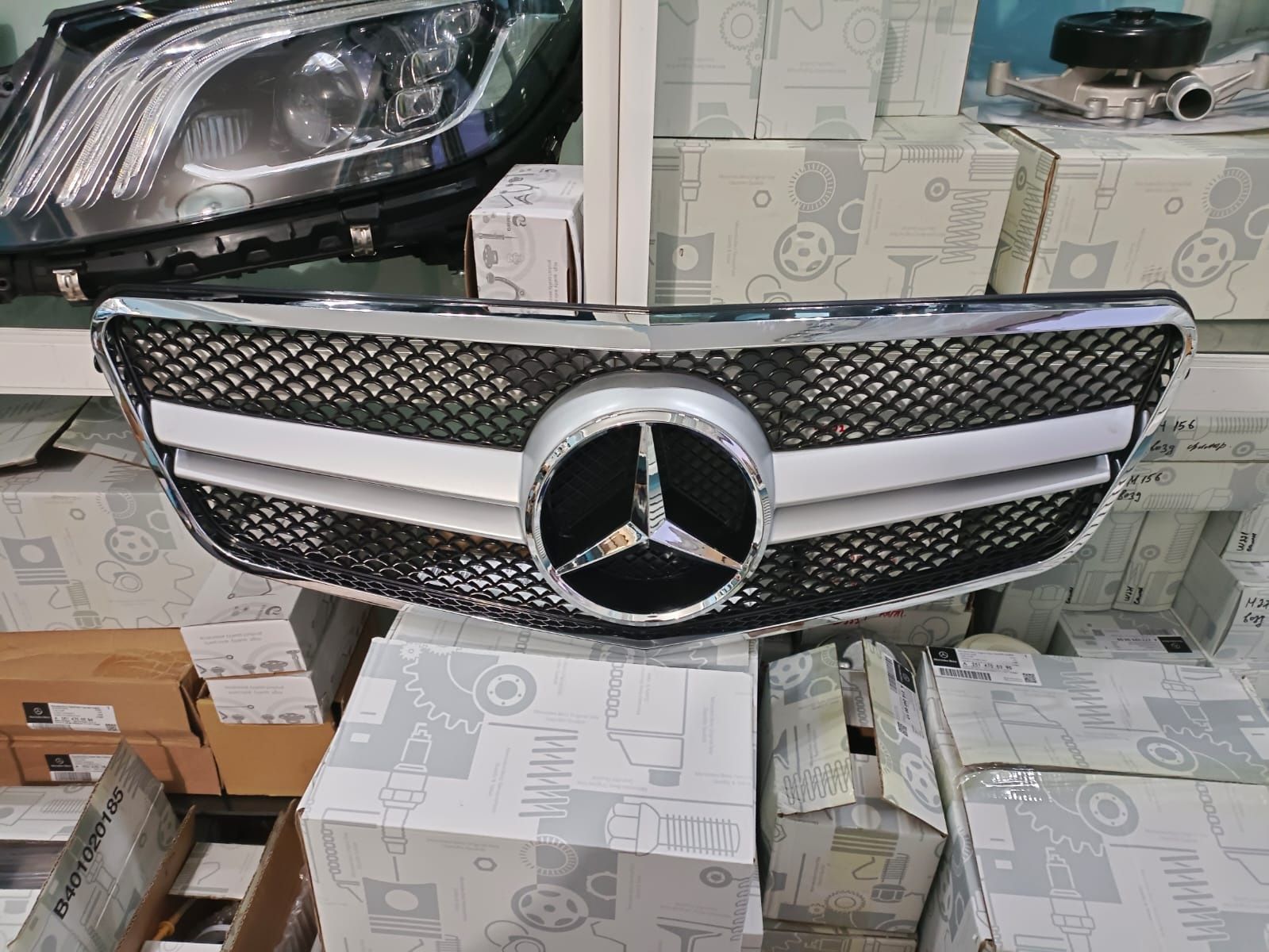 Решётка радиатора амг на W212 Mercedes, до рестайлинг