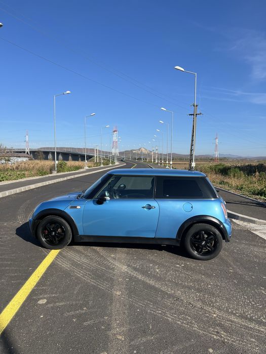 Mini Cooper 1.6 Blue