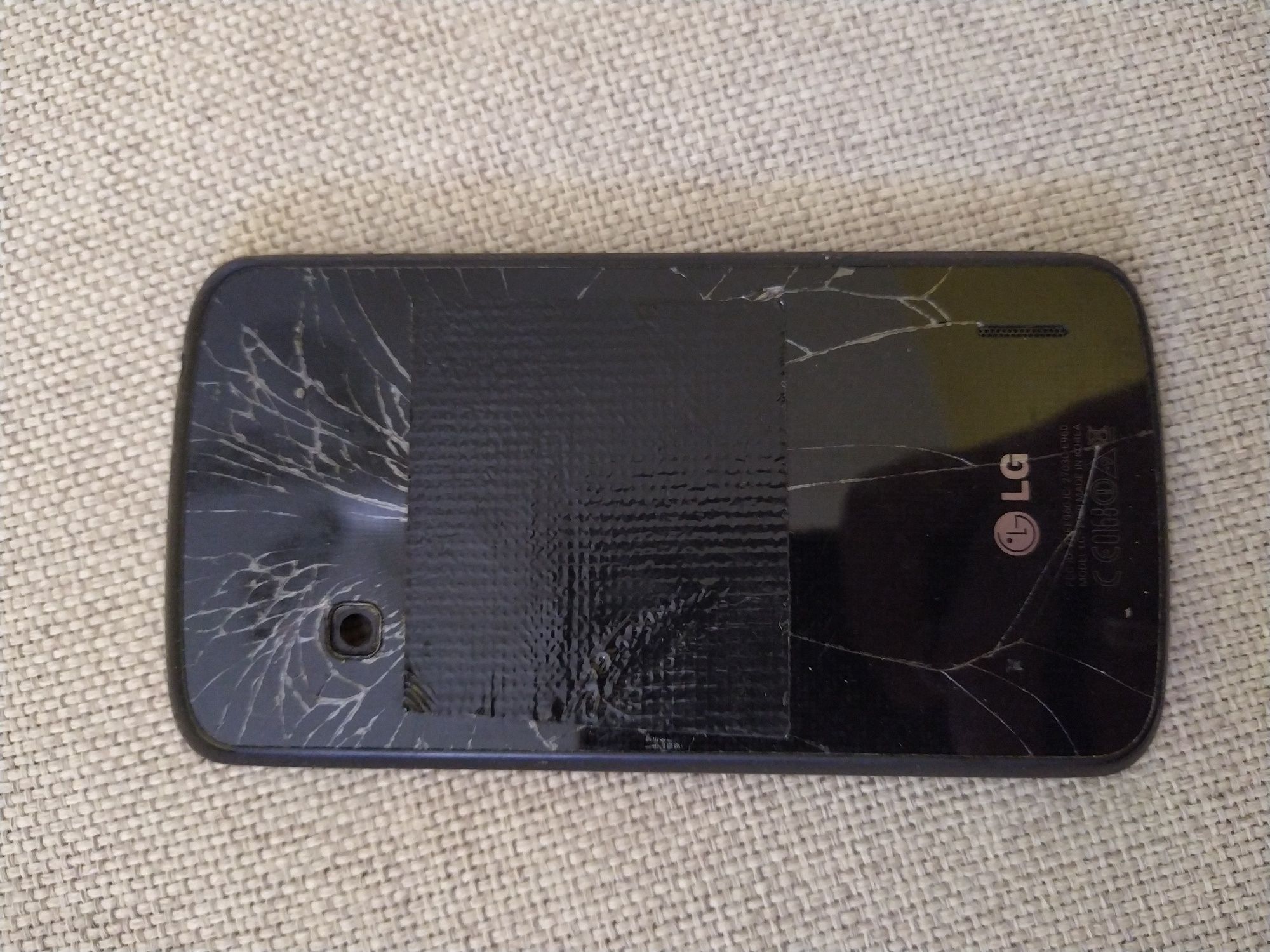 На части: Телефон LG Nexus 4 E960