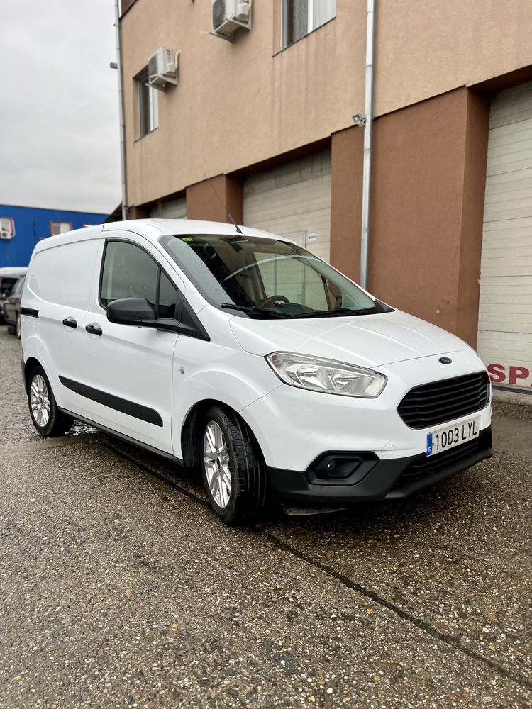 Ford Transit Courier /Tourneo    2022  Caddy /Dokker