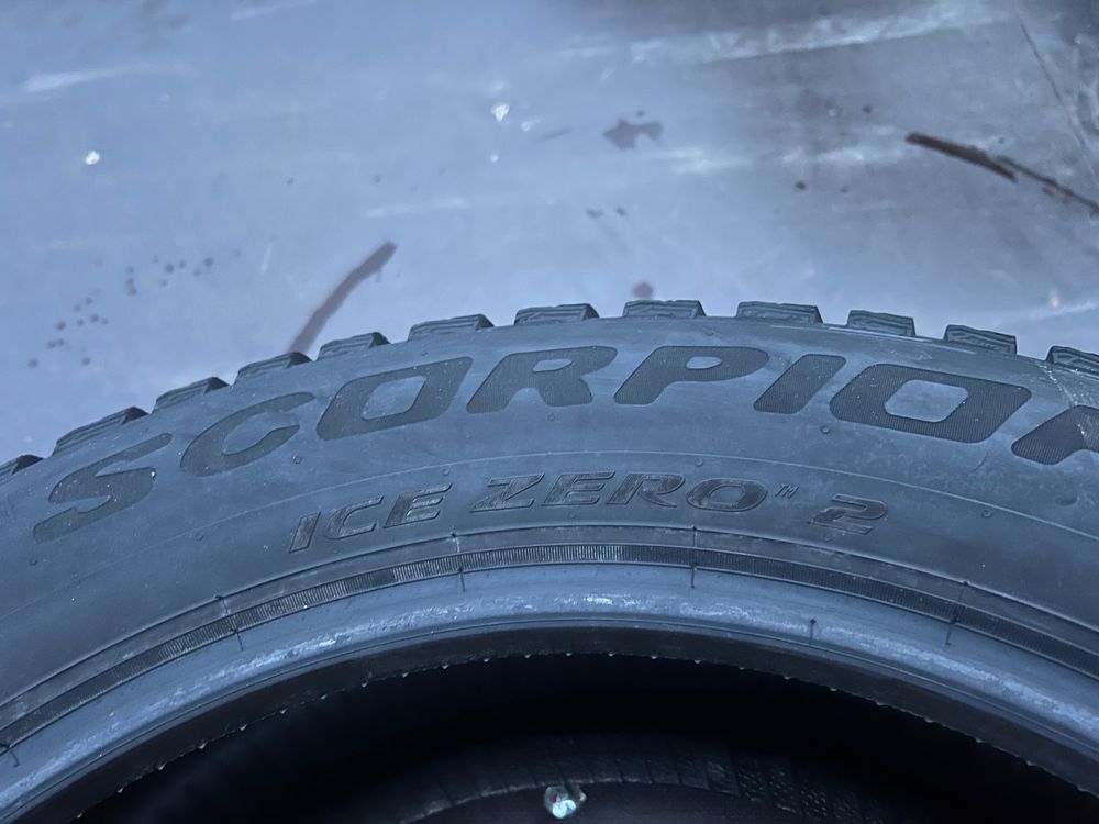 Продам шины Pirelli Scorpion ice zero2 235/55 R19  липучка