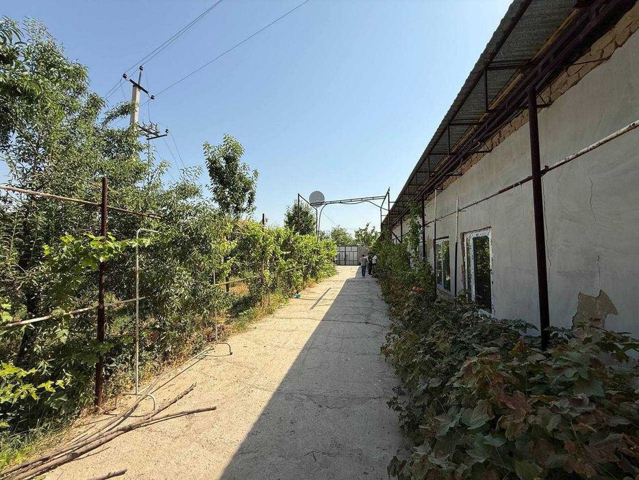 СРОЧНО! Продаётся земельный участок 11 соток с помещением