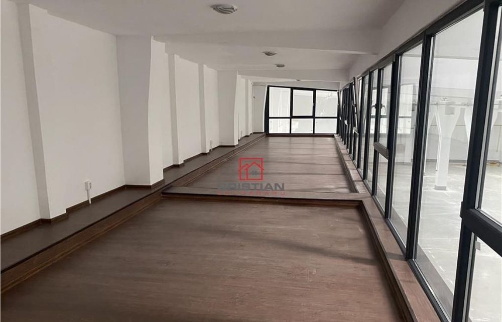 Proprietar - de închiriat fara comision,hala de aprox. 800 m.p.