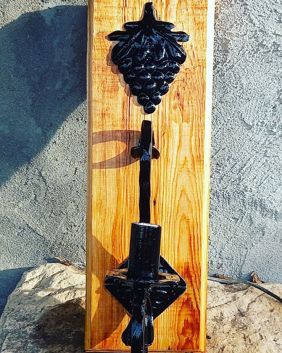 Битови полилеи от ковано желязо и дърво