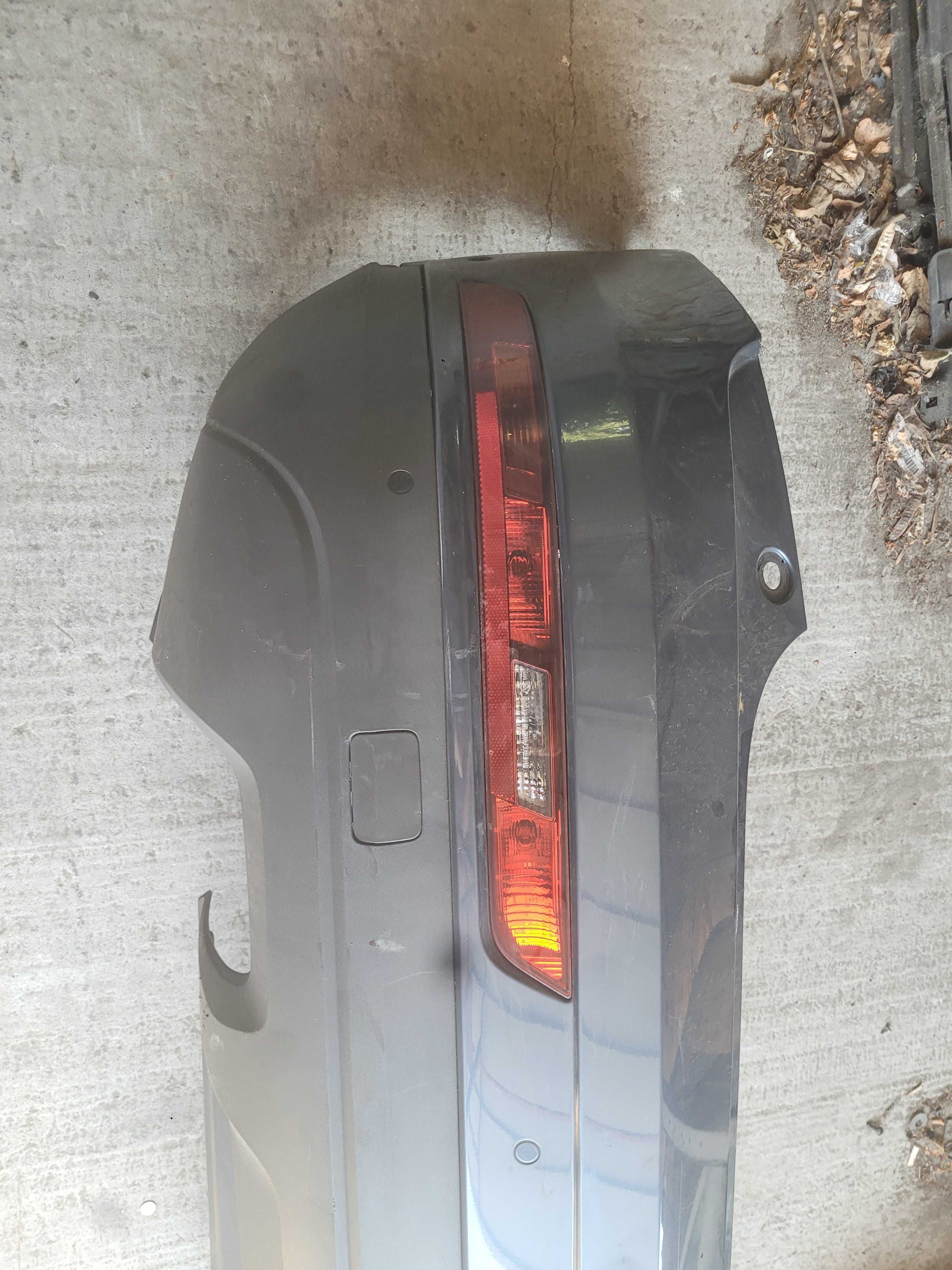 Bara spate Audi Q3 8U 2015-2018 Facelift 6 senzori