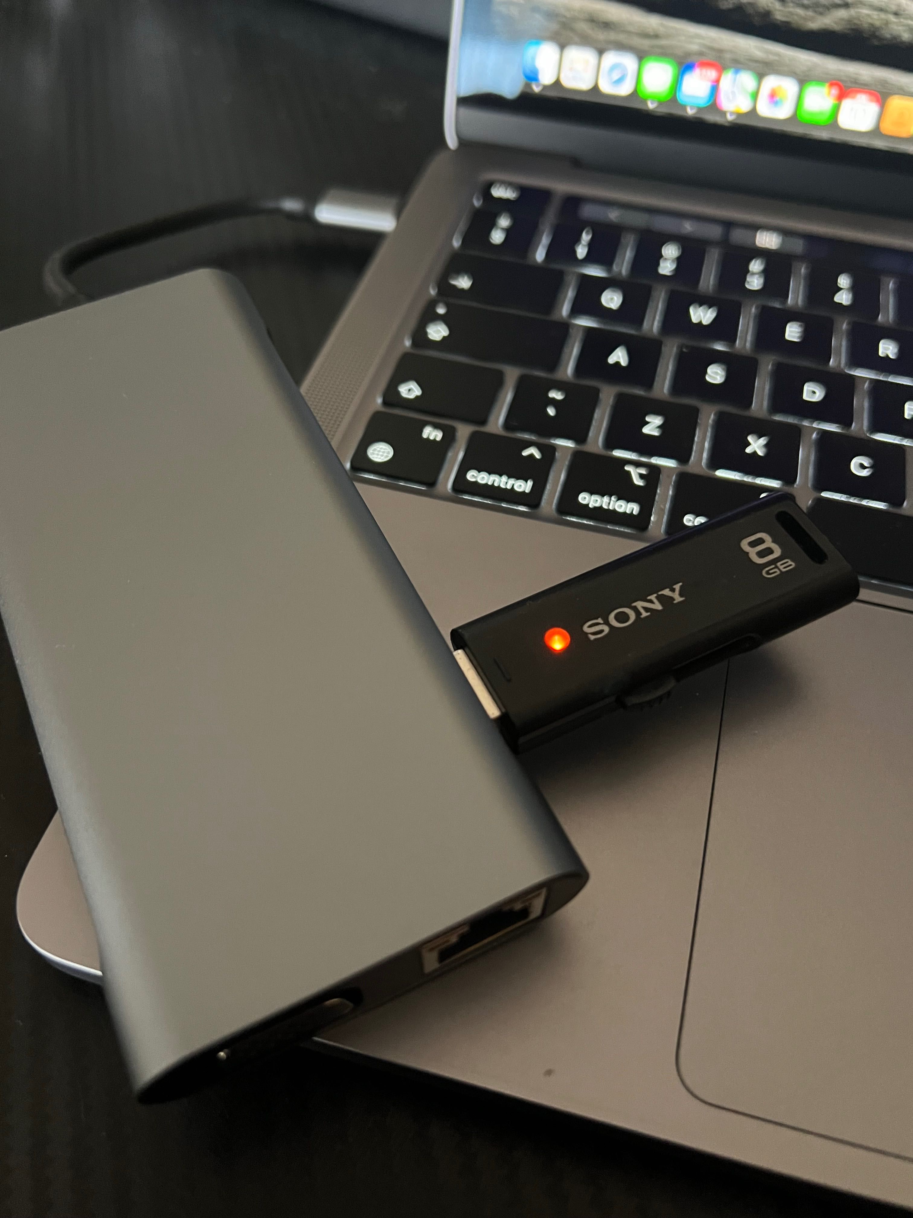 Хъб hub type c за Pc и Mac 11in1 Нов!