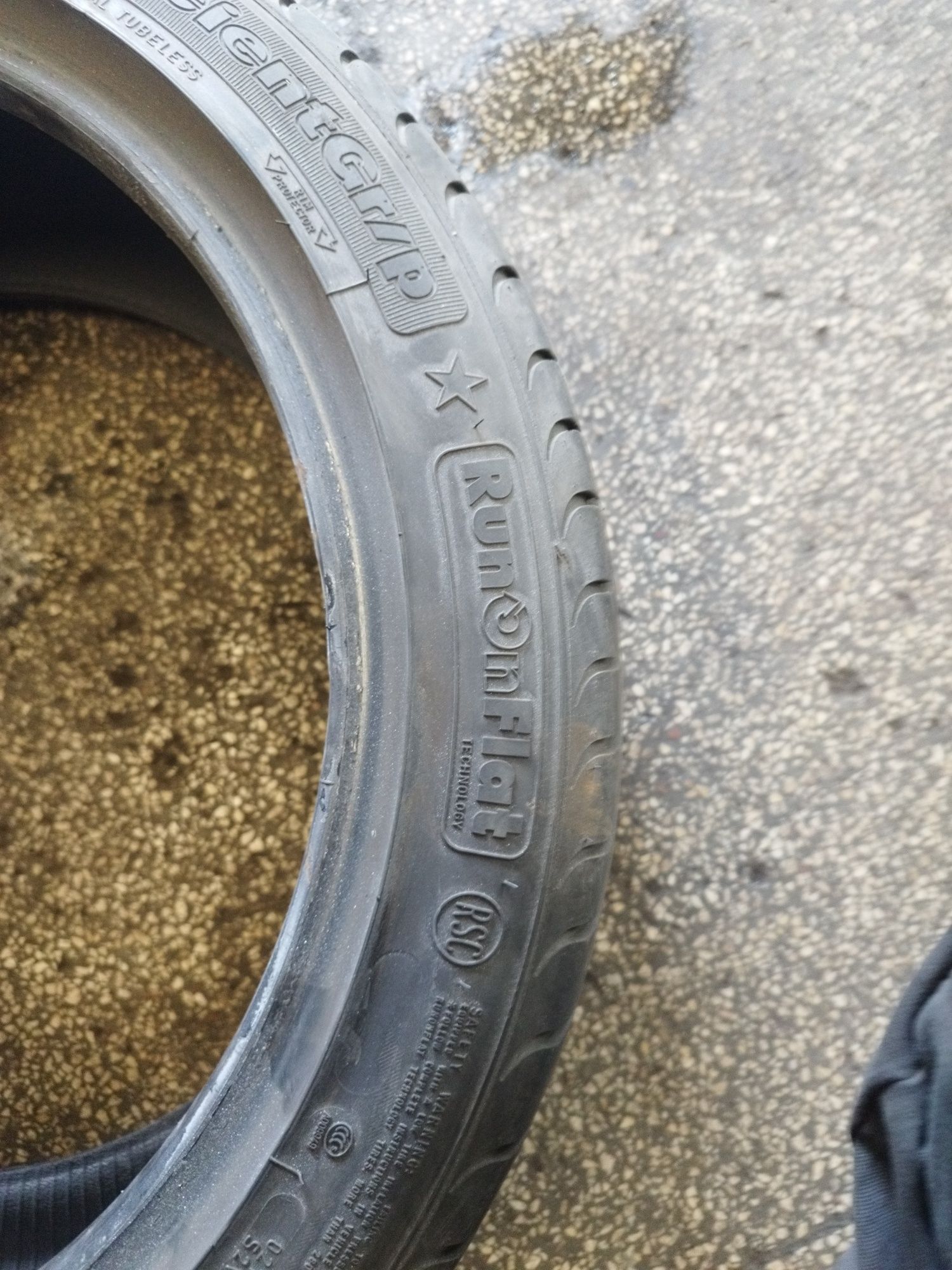 Anvelope vara  225 45 r 18 goodyear