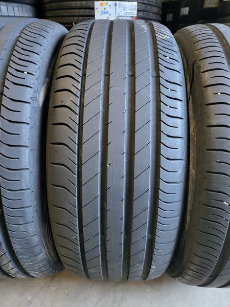 235/45/19 DUNLOP 4бр