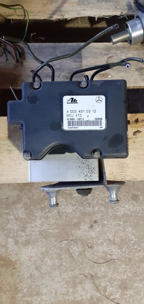 Абс апарат за мерцедес CLK320 W208