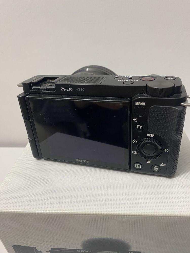 продам камеру sony zv-e10