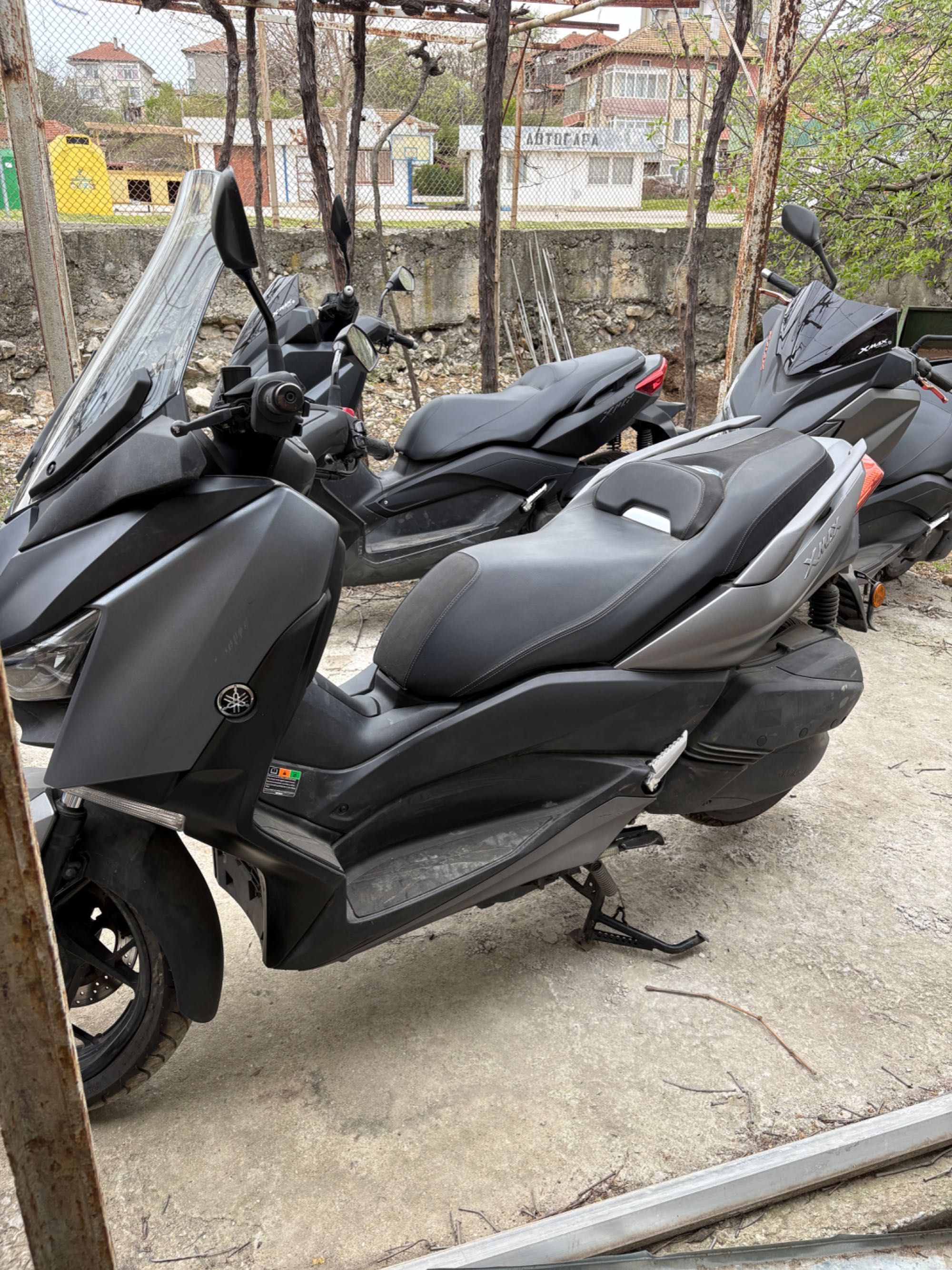 Yamaha Xmax 125,300