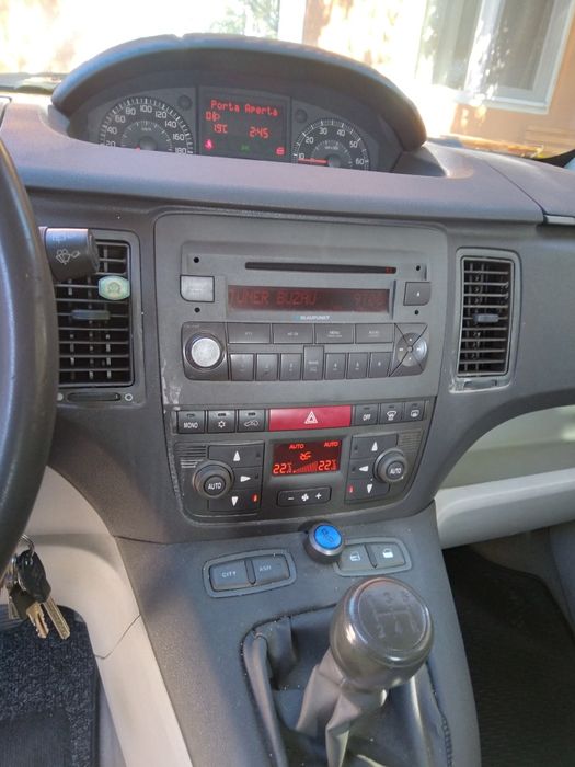 Vând FIAT IDEEA  1,9 Multi Jet