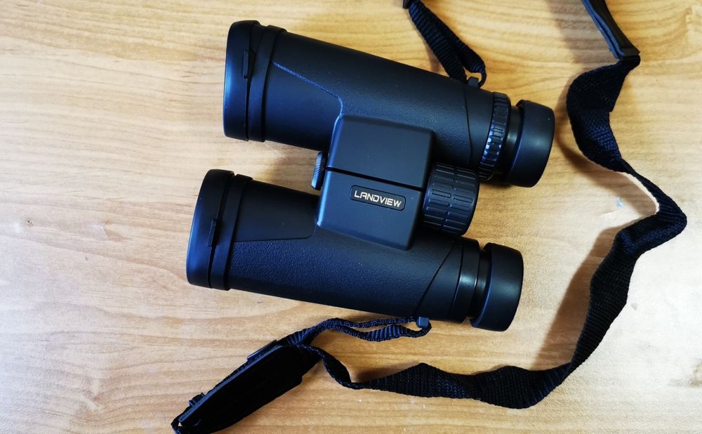 Binoclu landview 10x42
