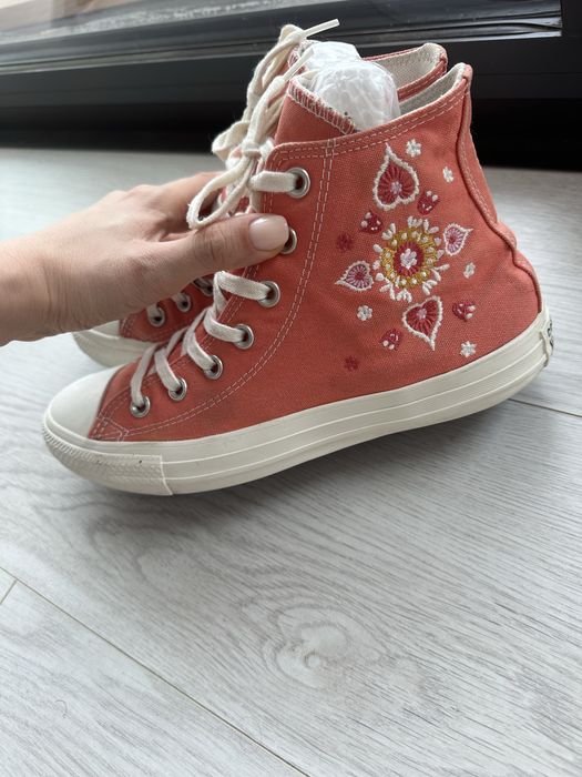Converse marimea 39