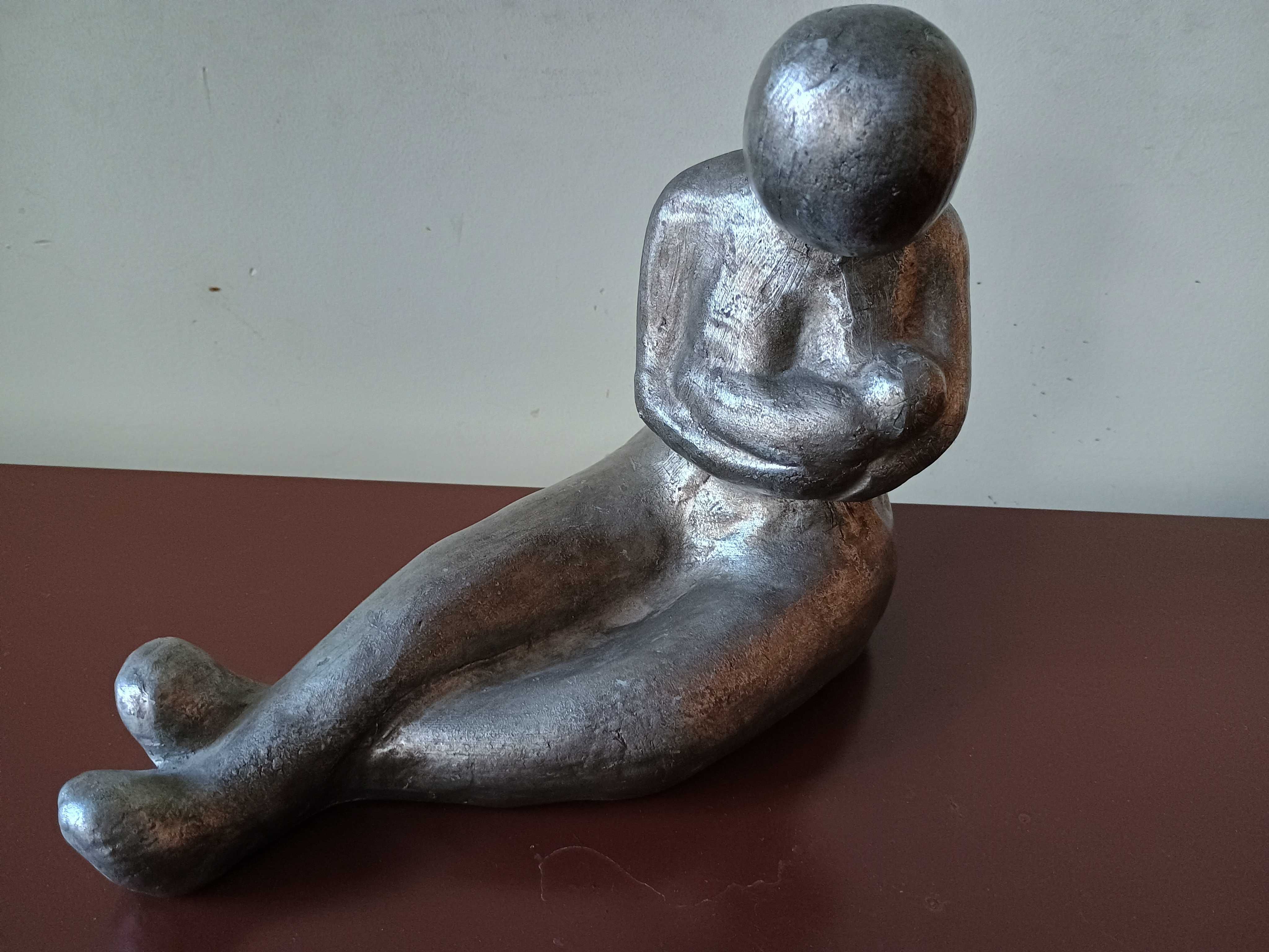 Абстрактна метална старинна авторска скулптура пластика статуетка.