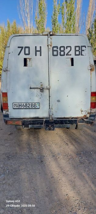 Mashina sotiladi holati zoʻr moshina