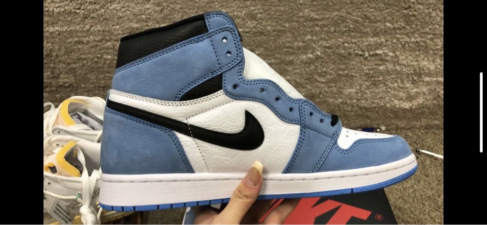 Nike Air Jordan 1 Obsidian (Adidas, Supreme, Yeezy, Louis Vuitton)