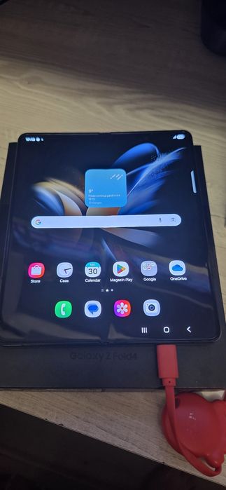 Vând samsung zfold 4