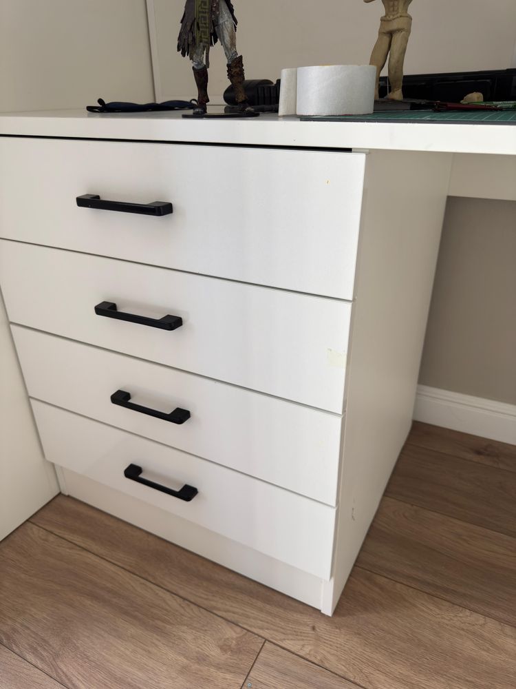 Продам двухъярусную кровать IKEA