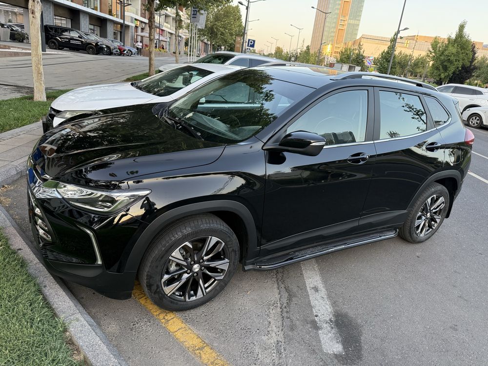 Tracker 2 325T Toza 33.400km (Tracker 3) 1.3 TURBO IDEAL