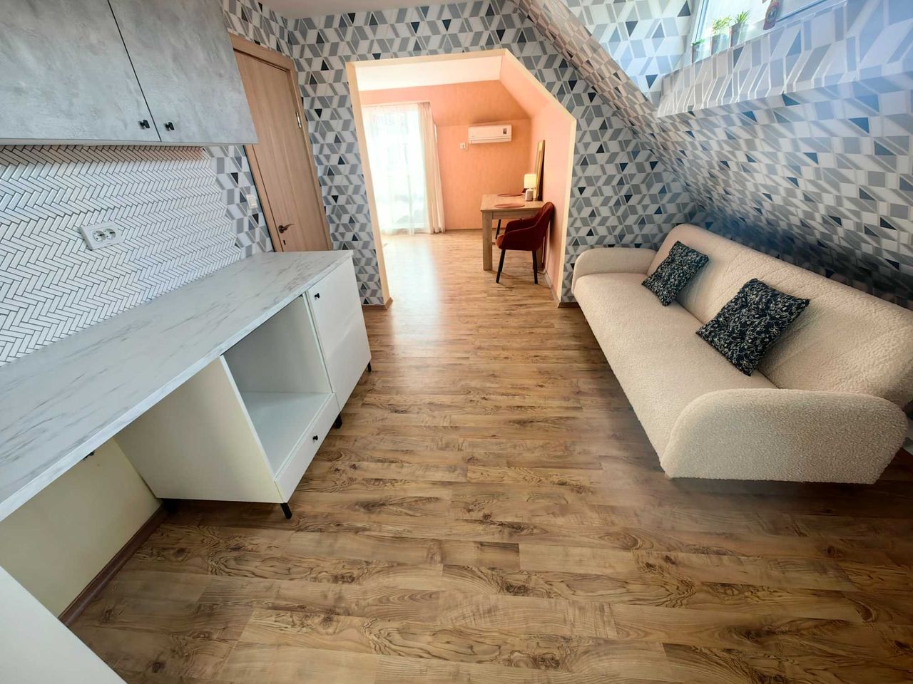 Продава се Двустаен апартамент в Несебър - 54 кв.м за 1112 €/кв.м - Снимка #9