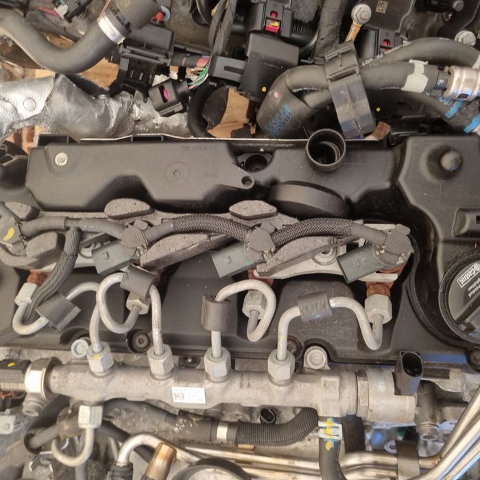 Injector/ injectoare/Kit injectie/  AUDI euro6 / a4 a5 g5 a3 a1 a6 b9