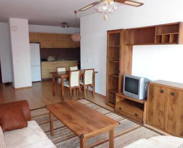 Дава се под наем Тристаен апартамент в Пловдив, Център - 88 кв.м за 387.6 € - Снимка #3