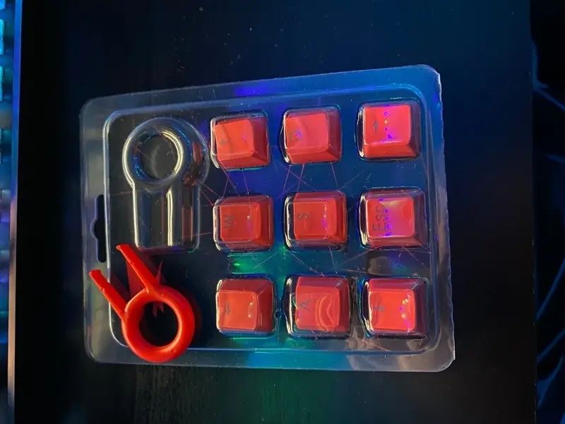 Механическая клавиатура RGB