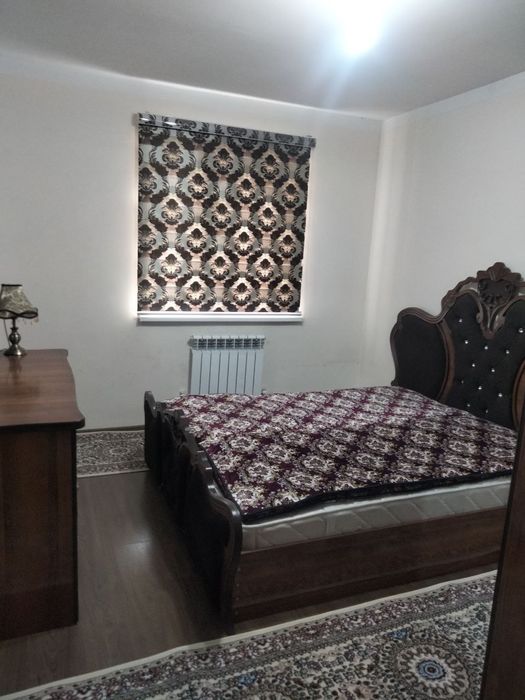 Yangihayot tumani 2 xonali uy sotiladi