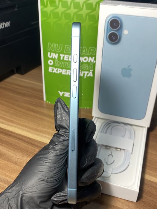 iPhone 16 Plus • 256 GB • Teal