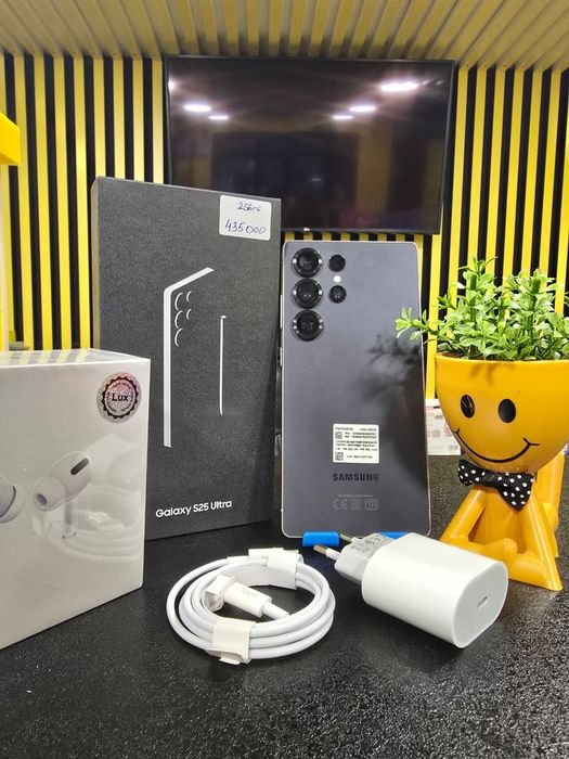 Samsung S25 Ultra, 256гб