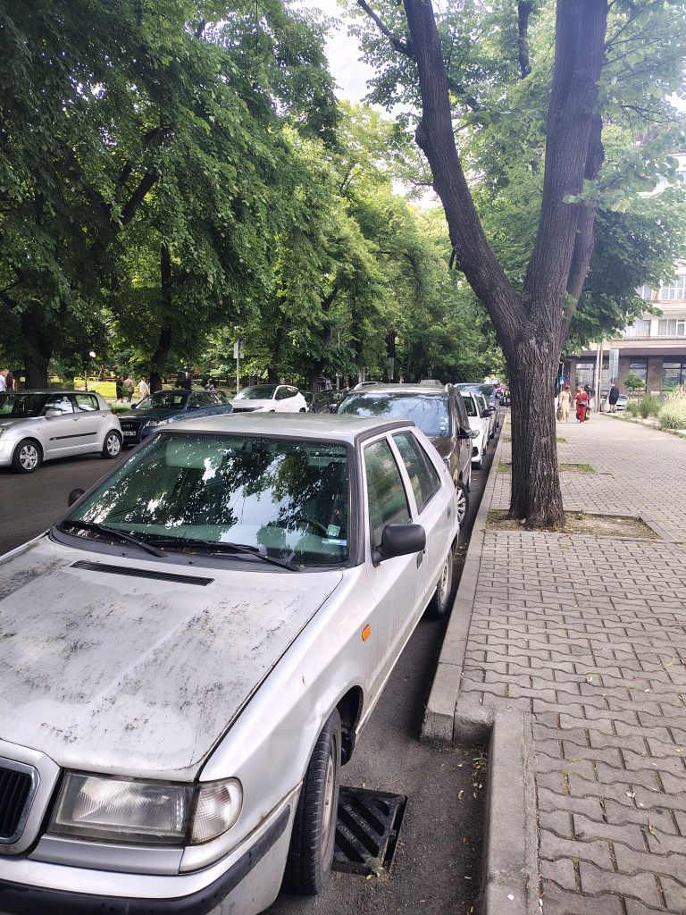 Продавам Skoda Felicia