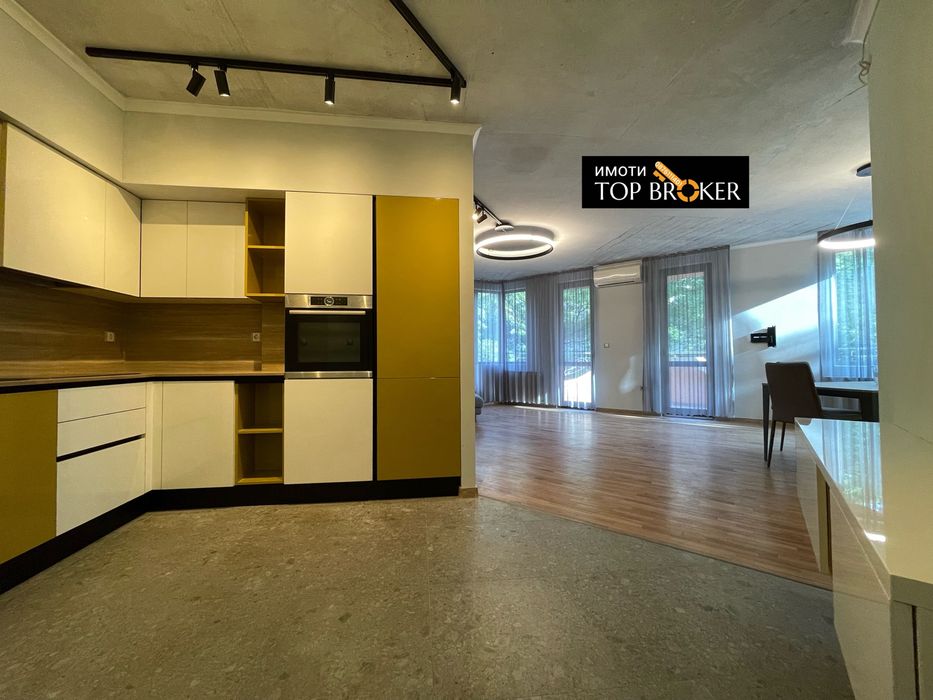 Продава се Тристаен апартамент в Пловдив, Кършияка - 136 кв.м за 1662 €/кв.м - Снимка #5