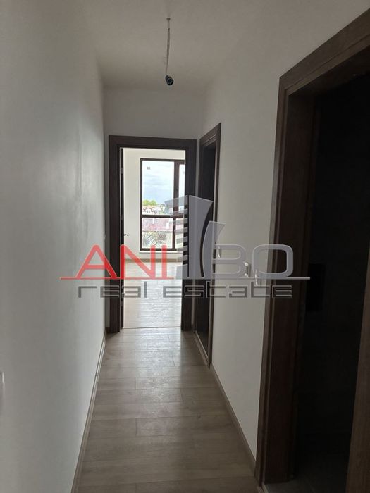 Продава се Тристаен апартамент в Варна, Бриз - 83 кв.м за 1352 €/кв.м - Снимка #3