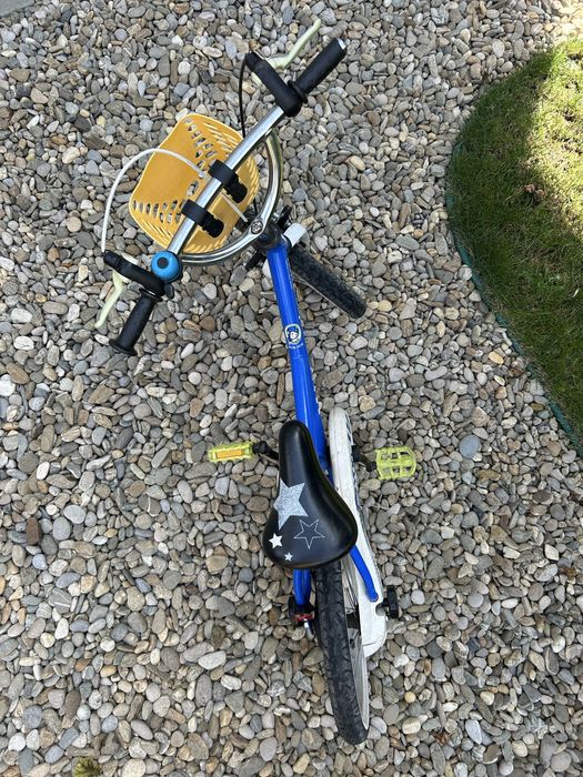 Bicicleta de copii cu roti ajutatoare