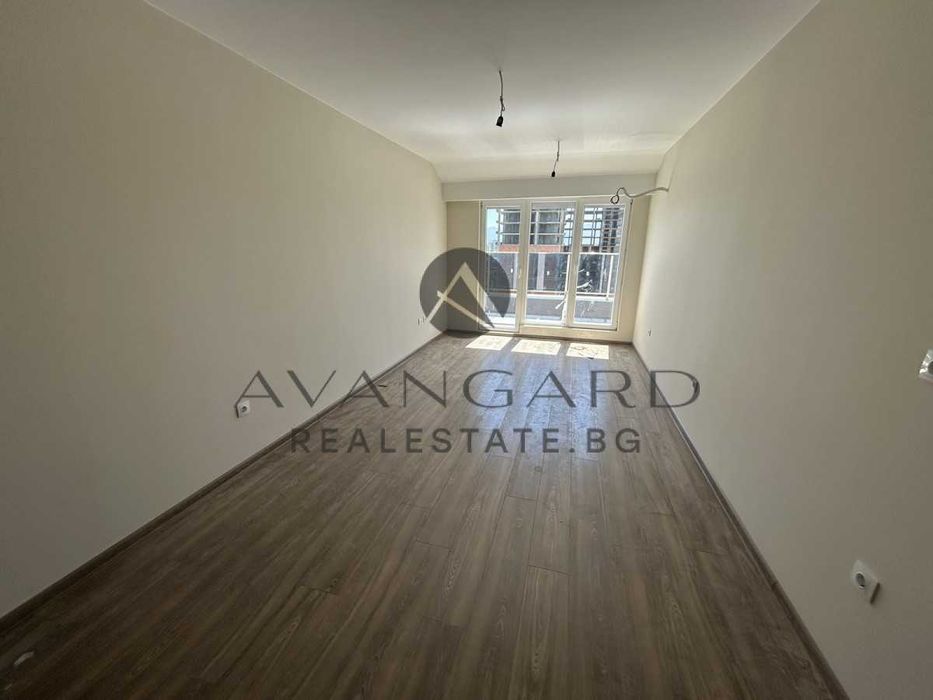 Продава се Двустаен апартамент в Пловдив, Кършияка - 74 кв.м за 1414 €/кв.м - Снимка #2