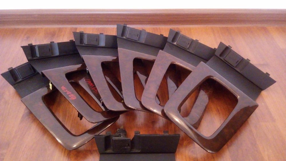 Продам консоль AКПП пластик Toyota camry 20-25 Gracia-Mark II.