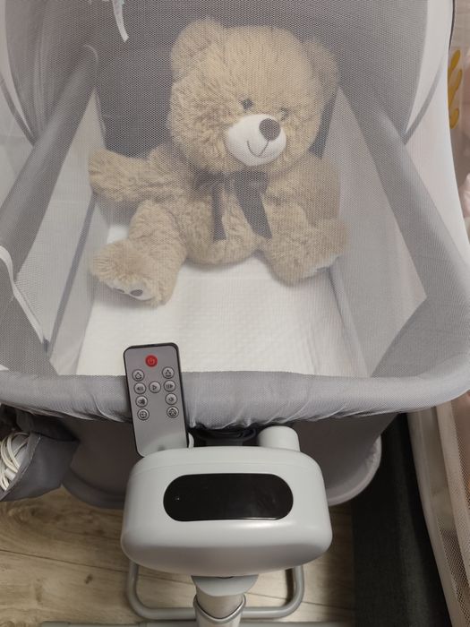 Pătuț cu sistem de legănare electric 3 în 1