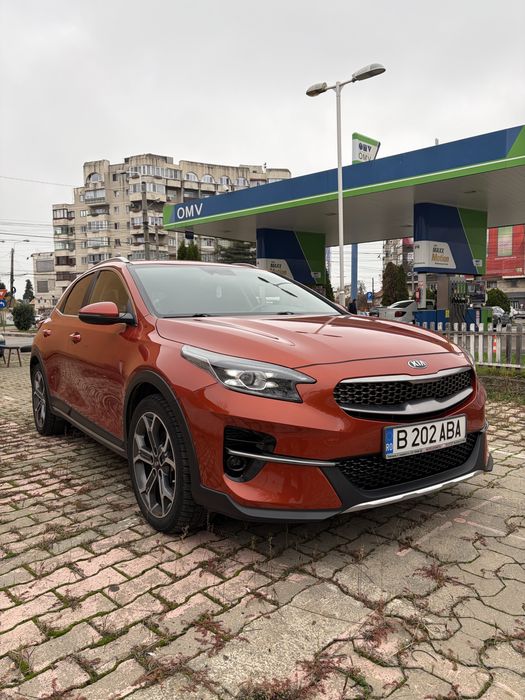 Vând Kia X-Ceed, an 2020