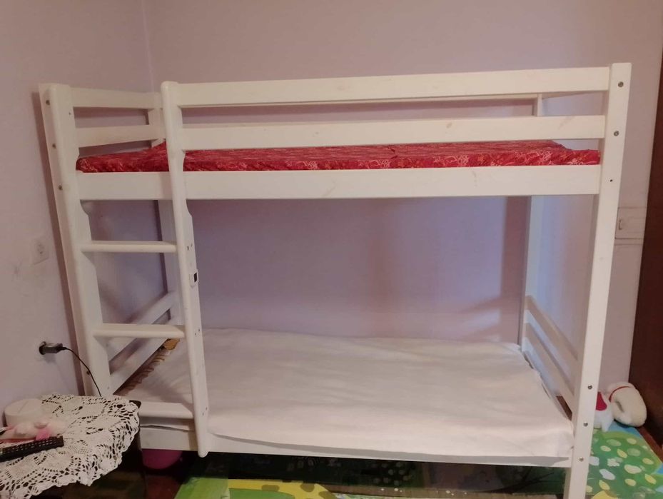 Детско легло на два етажа