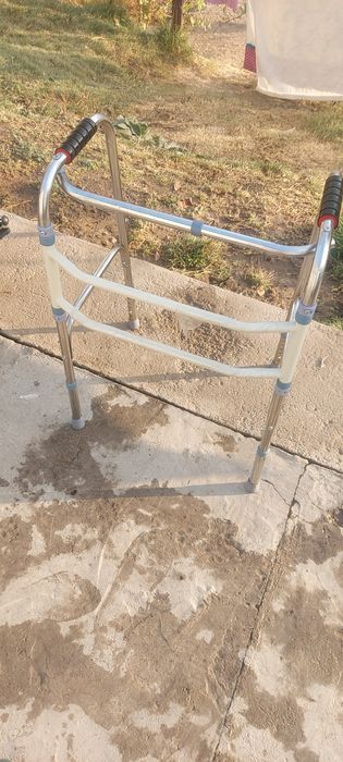 Ходунки взрослые