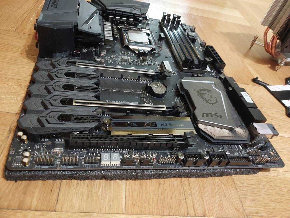 Intel Core i5 7600K + MSI Z270 Gaming M5