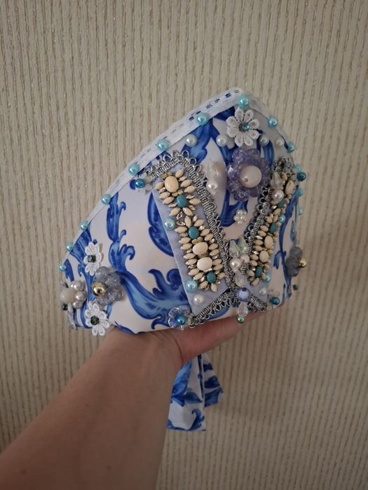 Кокошник ручной работы