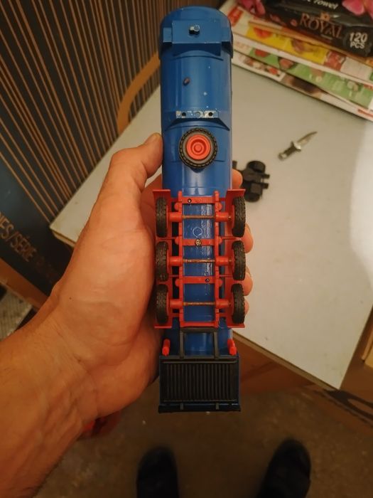 Камион макет метален magirus conrad corgi