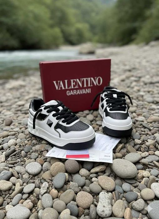 VALENTINO Garavani One Stud
