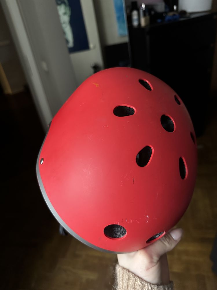 Каска за тротинетка Micro 48-53cm
