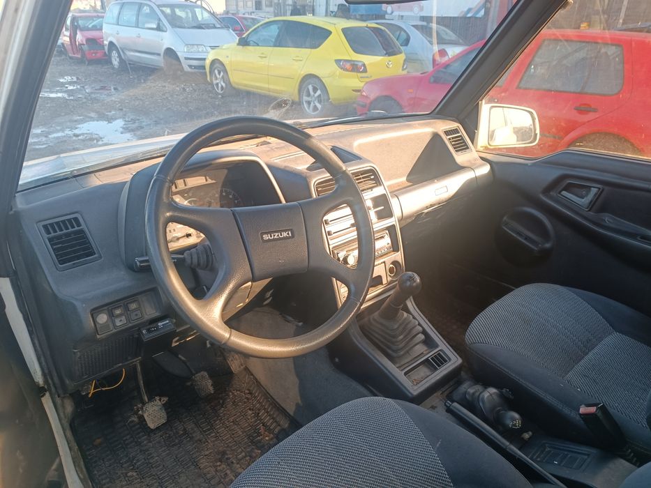 Dezmembram Suzuki Vitara, an 1992, motor  1.6b, 4x4