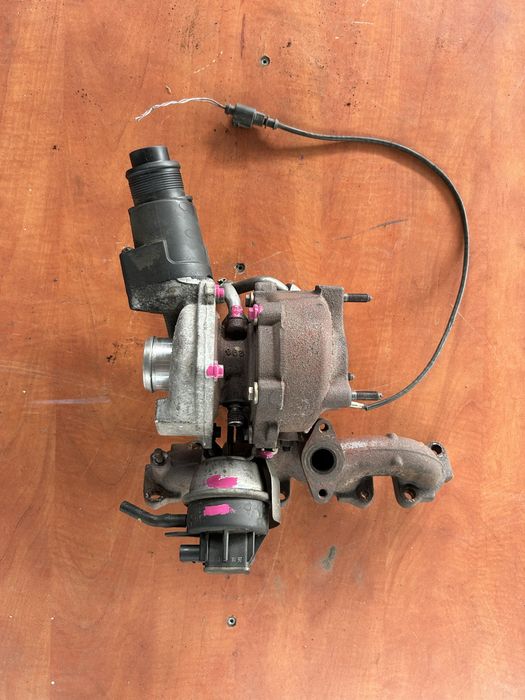 Turbo turbina Audi a4 b8 motor 2.0 tdi CAGA