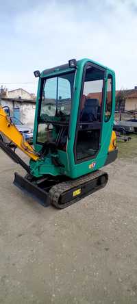 Miniexcavator yanmar